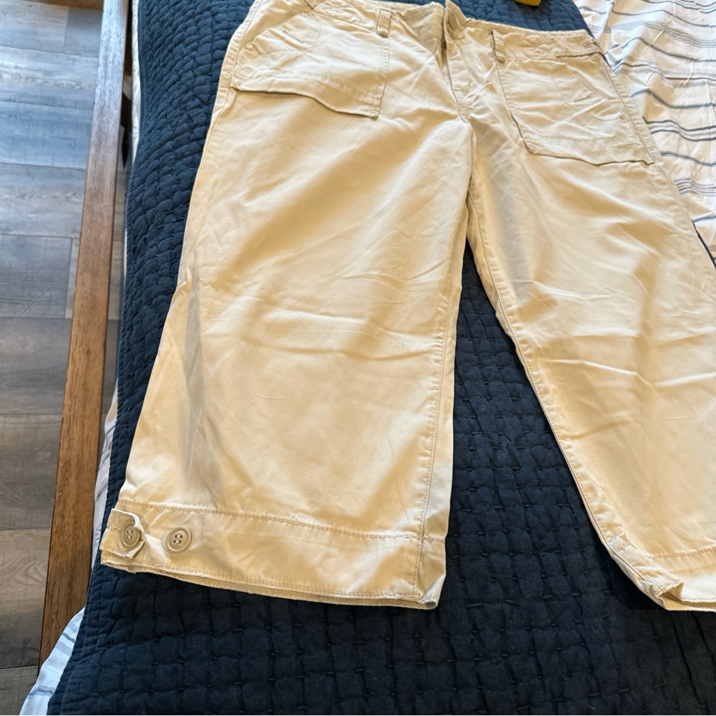 Lucky Brand Khaki Capri 16  33 Cropped Pants